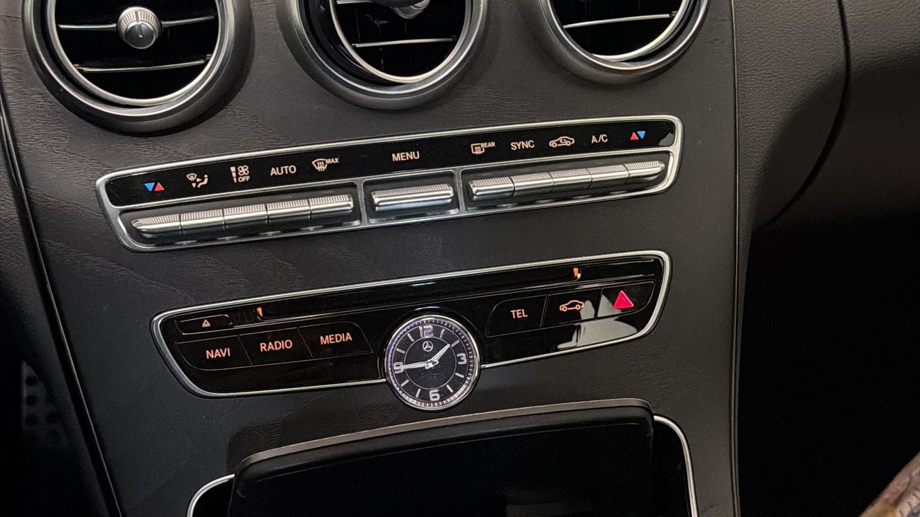 مرسيدس بنز C 200 AMG 2.0