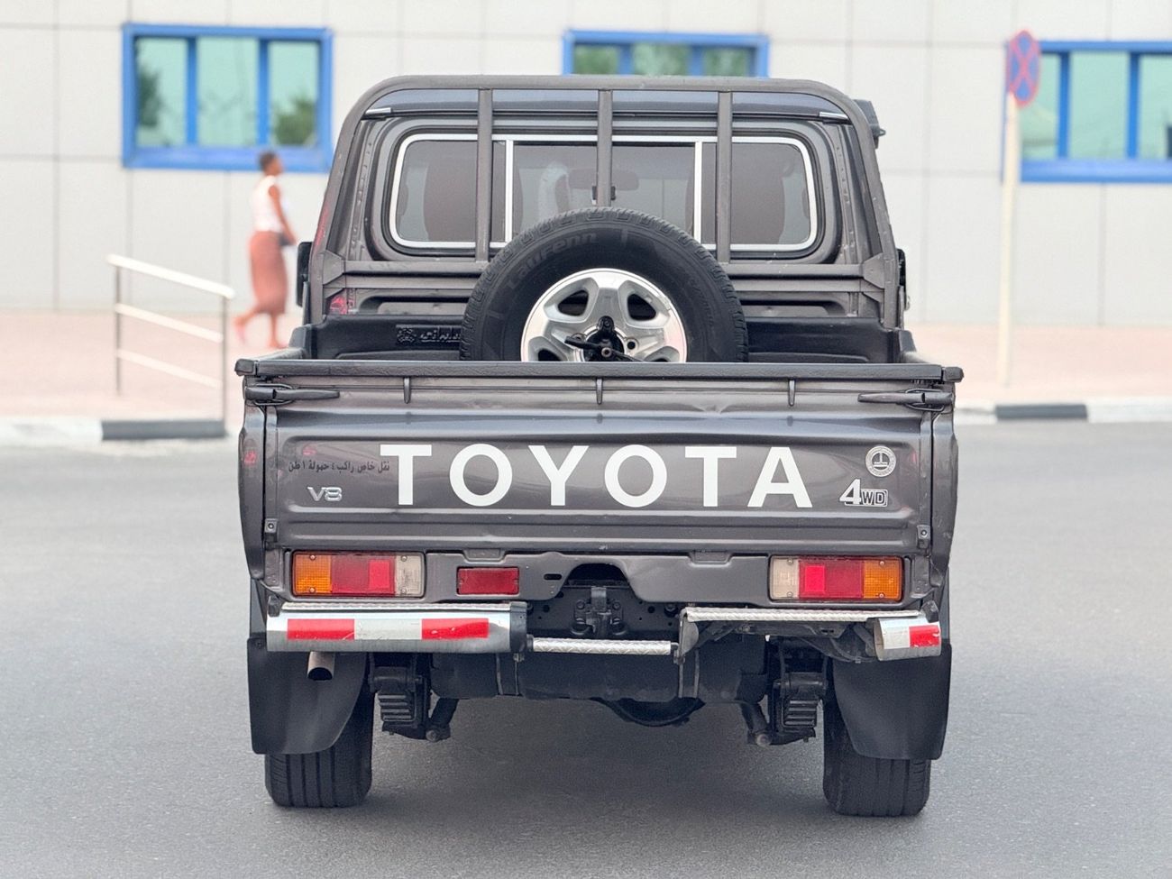 Toyota Land Cruiser Pick Up Double Cabin 4.5L