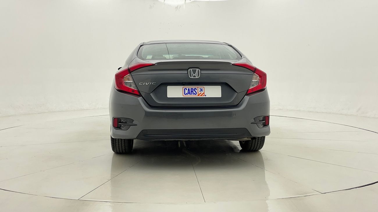 هوندا سيفيك LX SPORT 1.6 | بدون دفعة مقدمة | اختبار القيادة في المنزل