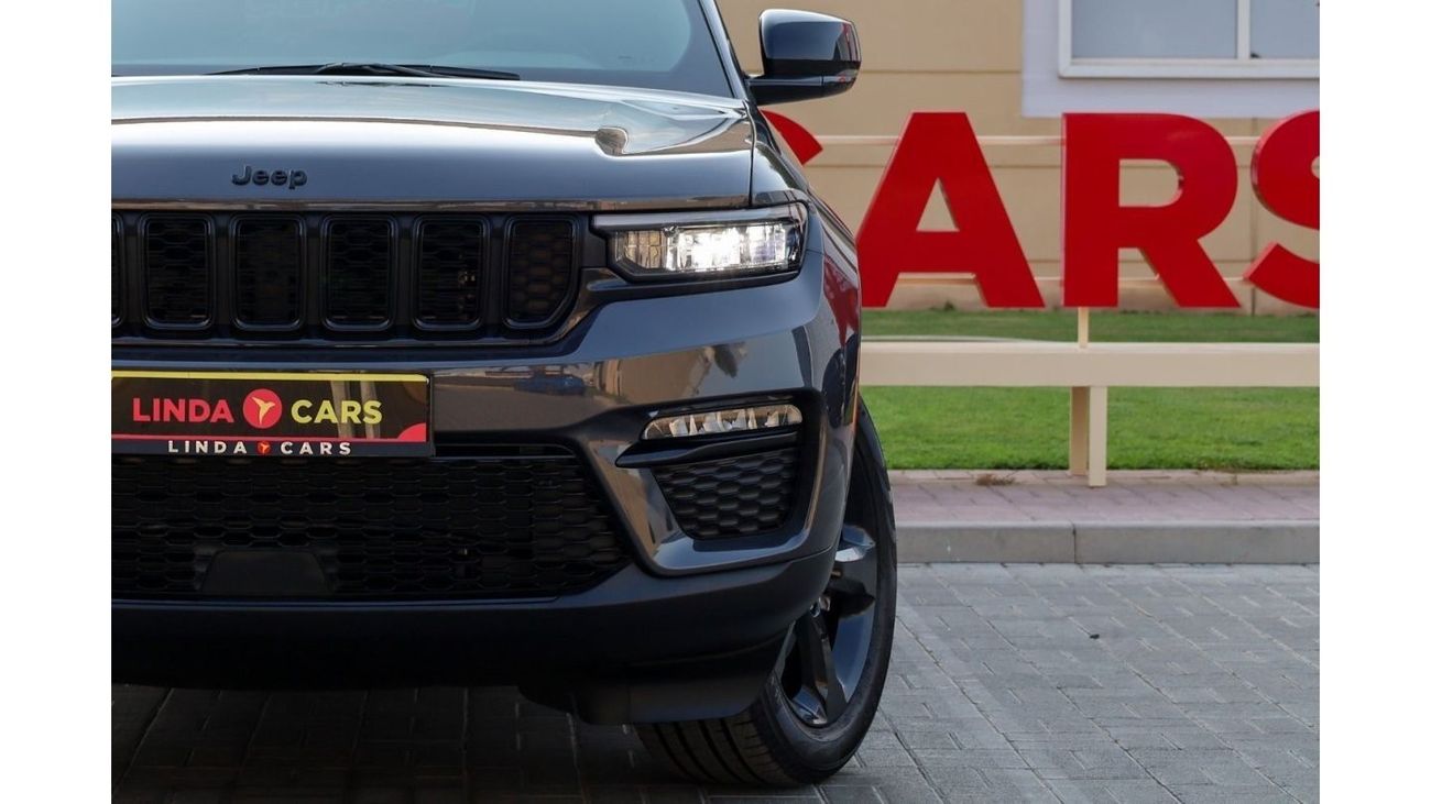 جيب جراند شيروكي Jeep Grand Cherokee Altitude 2024 GCC (BRAND NEW) under Agency Warranty with Flexible Down-Payment/