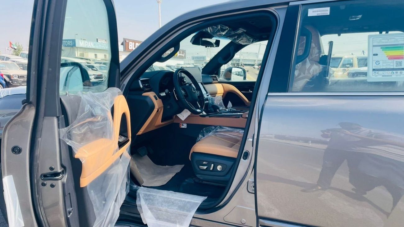 Lexus LX700h Signature