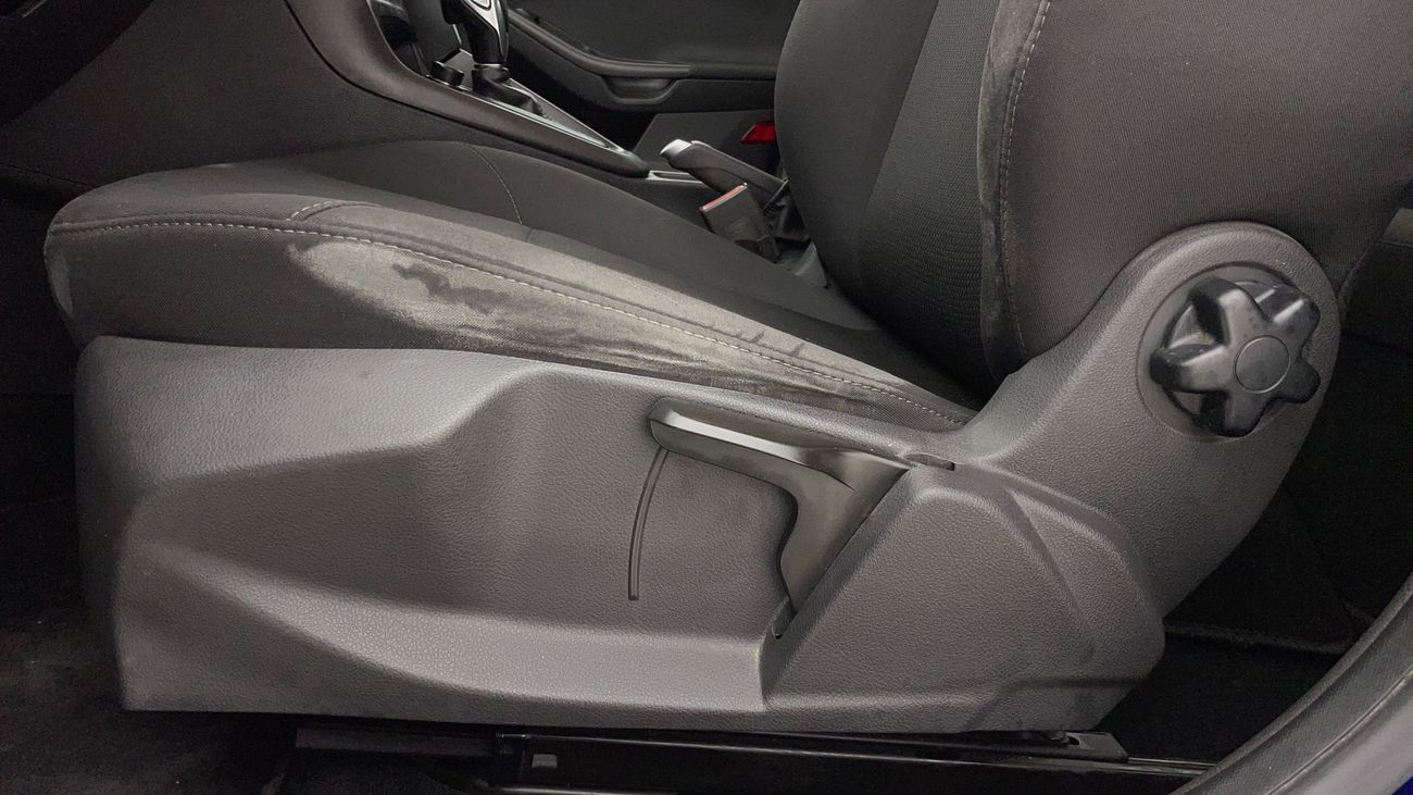 فورد فوكاس AMBIENTE 1.5 | بدون دفعة مقدمة | اختبار القيادة في المنزل