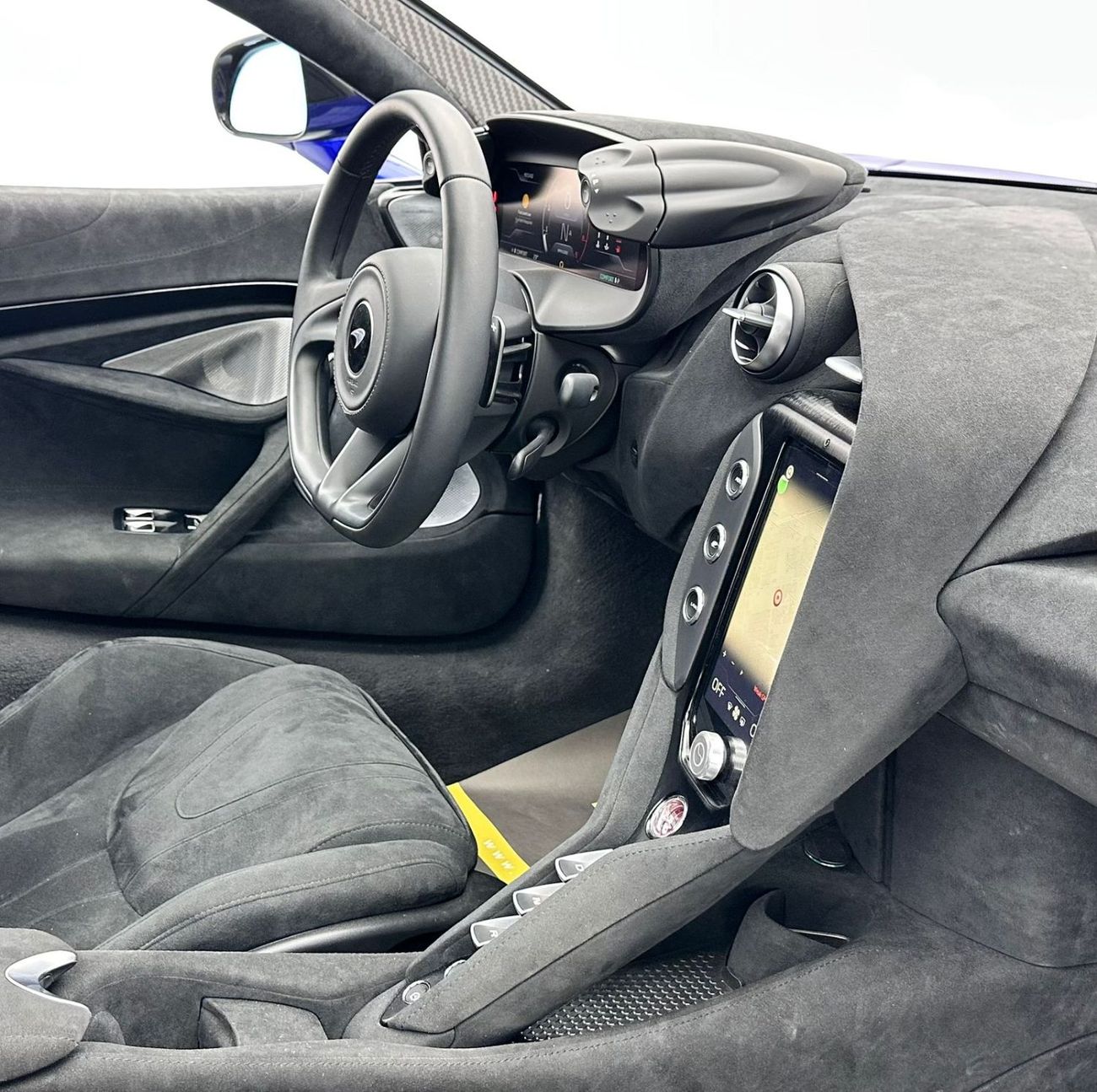 McLaren 750S 2024 McLaren 750S Coupe, Brand New, Feb 2027 McLaren Warranty, Excellent Condition, GCC