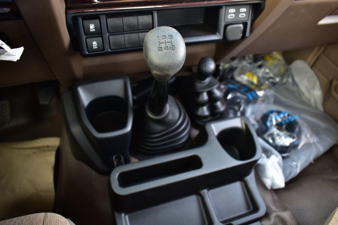 تويوتا لاند كروزر بيك آب 2025 MODEL TOYOTA LAND CRUISER SINGLE CAB PICKUP DLX 2.8L DIESEL 4WD 3-SEATER MANUAL TRANSMISSION –