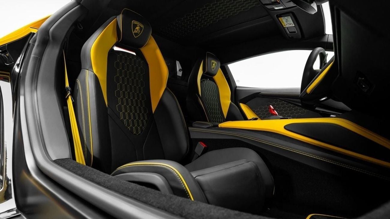 Lamborghini Revuelto 2024 - GCC - Under Warranty