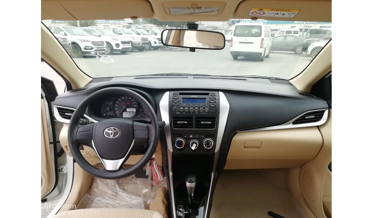 Toyota Yaris 1.5 full options 2018