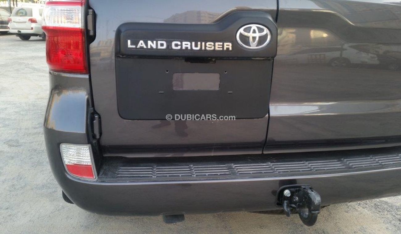 Toyota Land Cruiser G9, 4.5L Diesel, Manual, Transmission,  RR Difflock