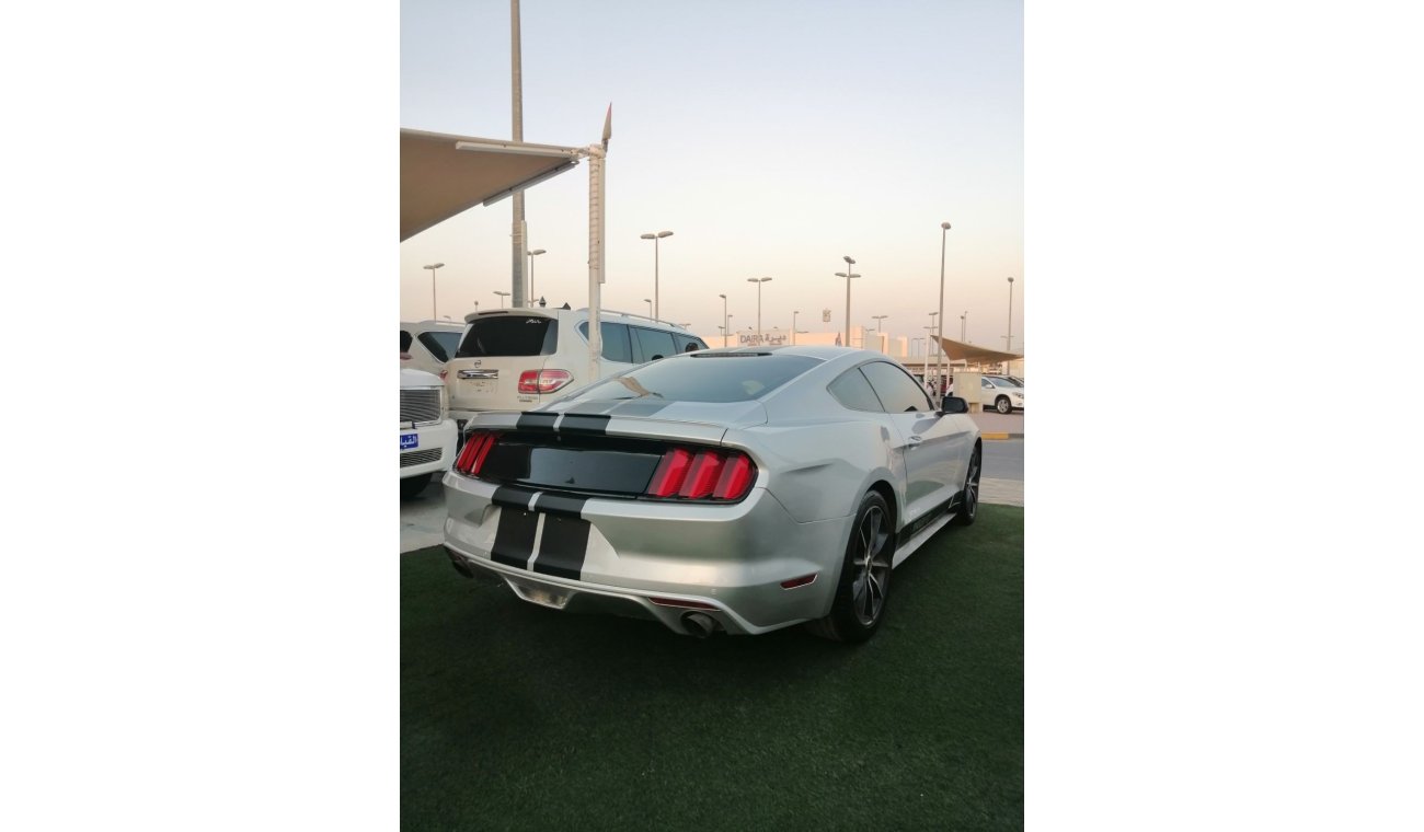 فورد موستانج FORD mustang 2016 USA GOOD condition