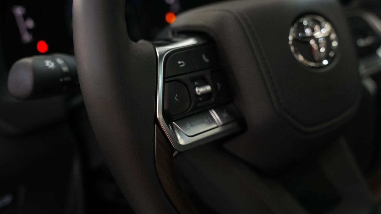 Toyota Land Cruiser GXR