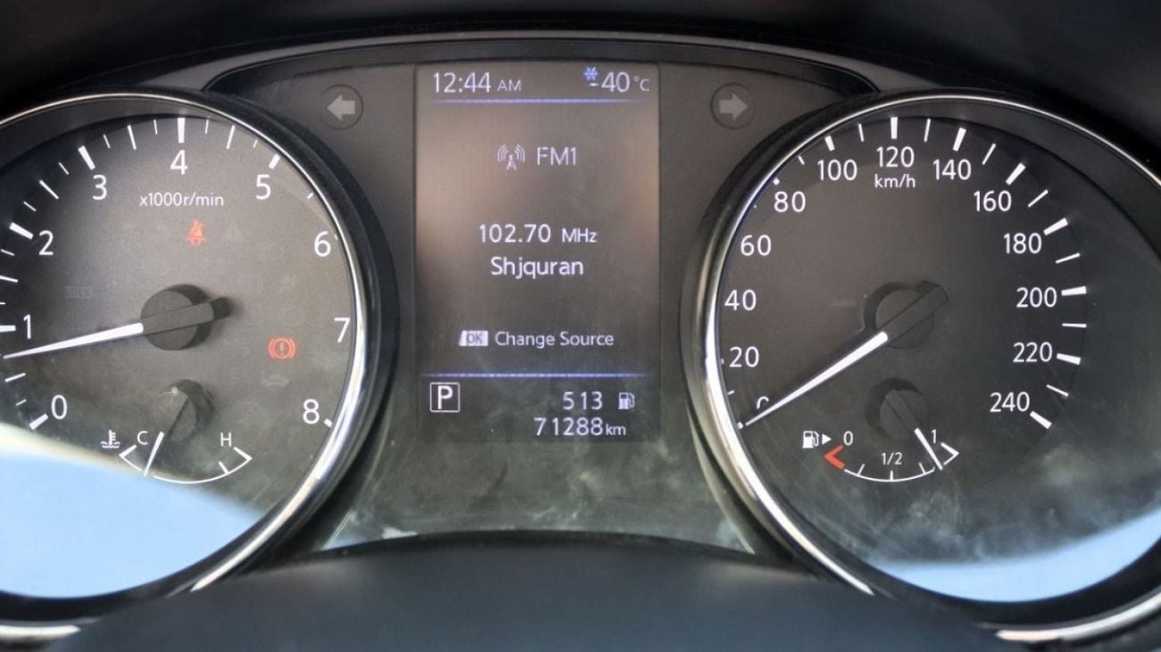 Nissan XTrail ACCIDENTS FREE - GCC - ORIGINAL PAINT - PERFECT CONDITION INSIDE OUT