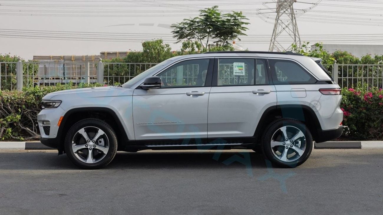 جيب جراند شيروكي LIMITED PLUS LUXURY 4X4 GCC 2025 With 3 Years Or 60,000 Km Warranty @Official Dealer