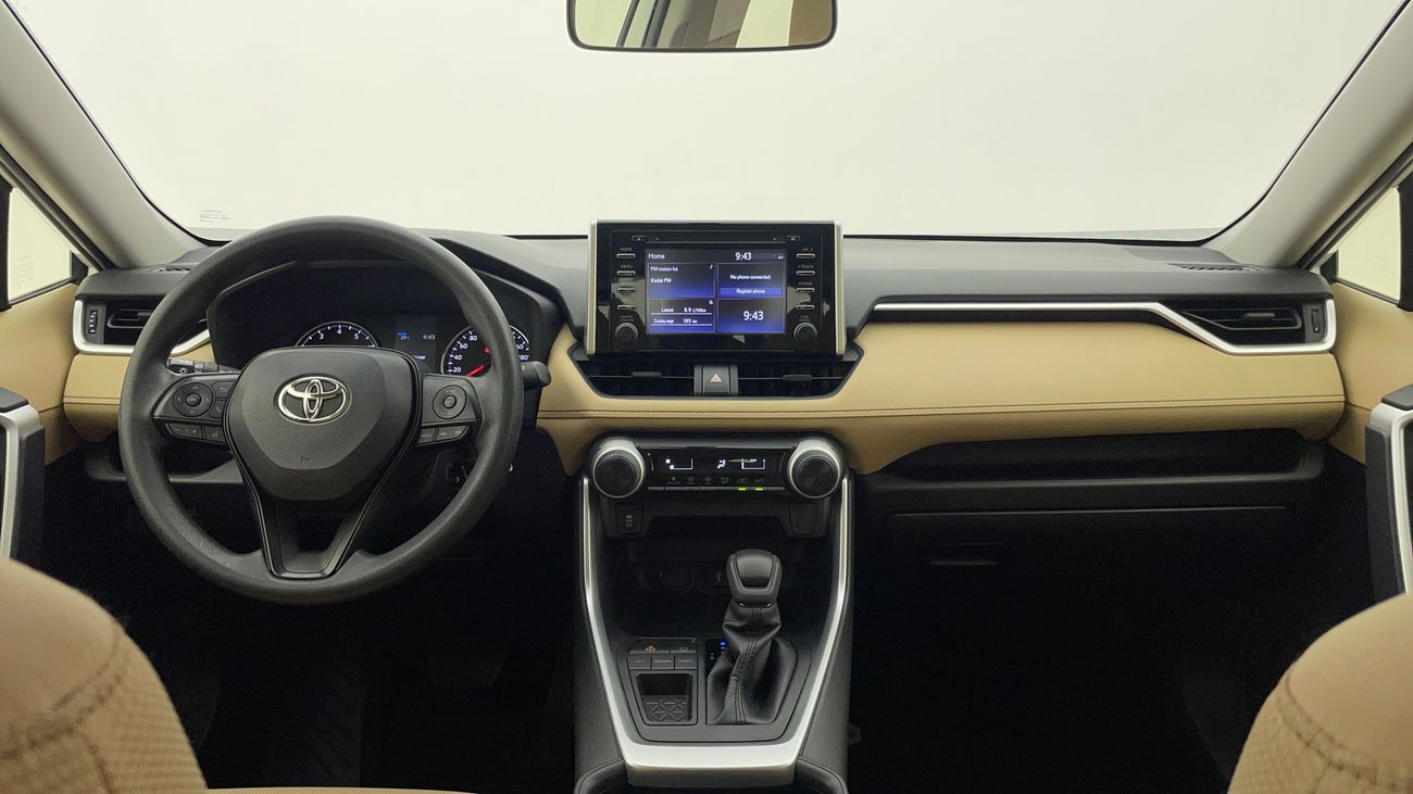 تويوتا راف ٤ EX 2.5 | بدون دفعة مقدمة | اختبار القيادة في المنزل