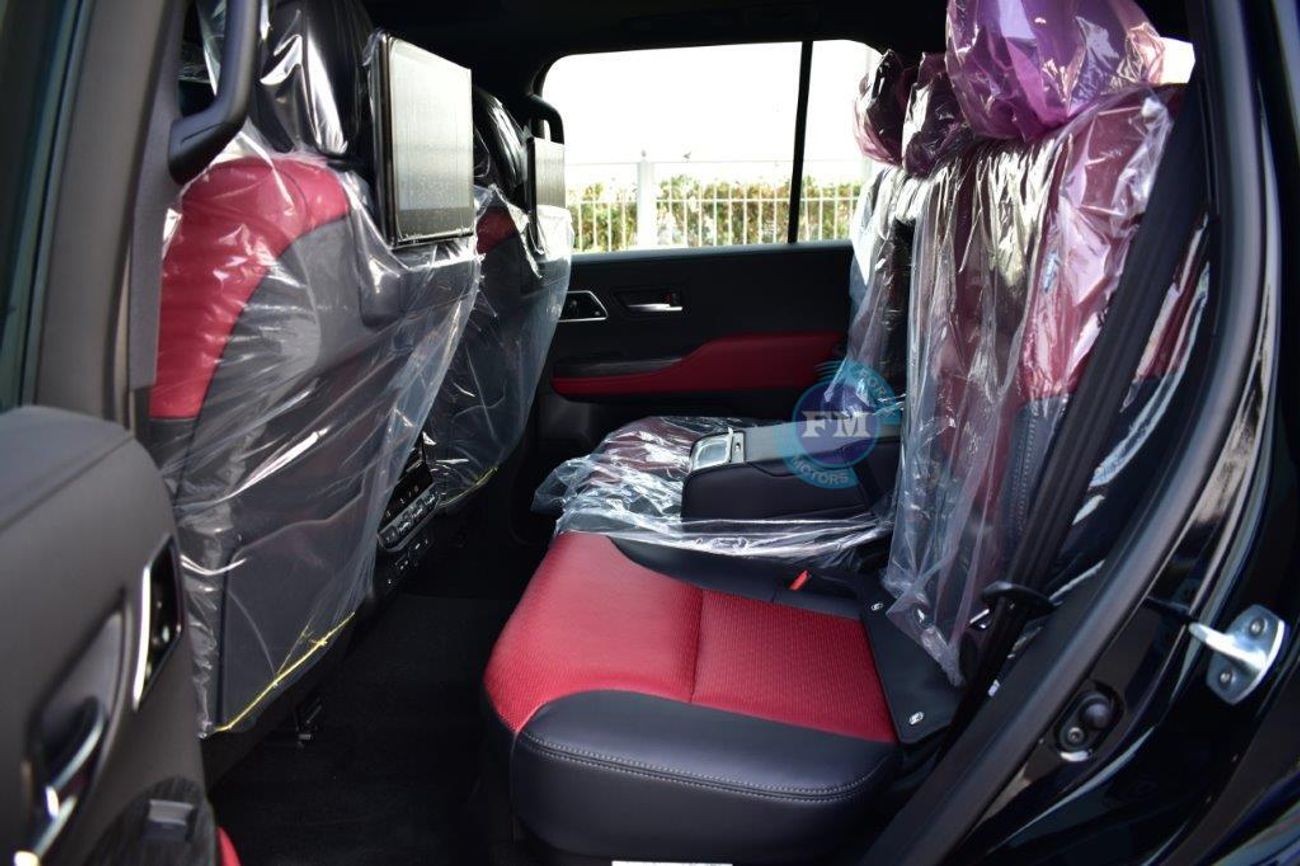تويوتا لاند كروزر 300 VXR+ V6 3.3L Twin Turbo Diesel 7 Seat Automatic