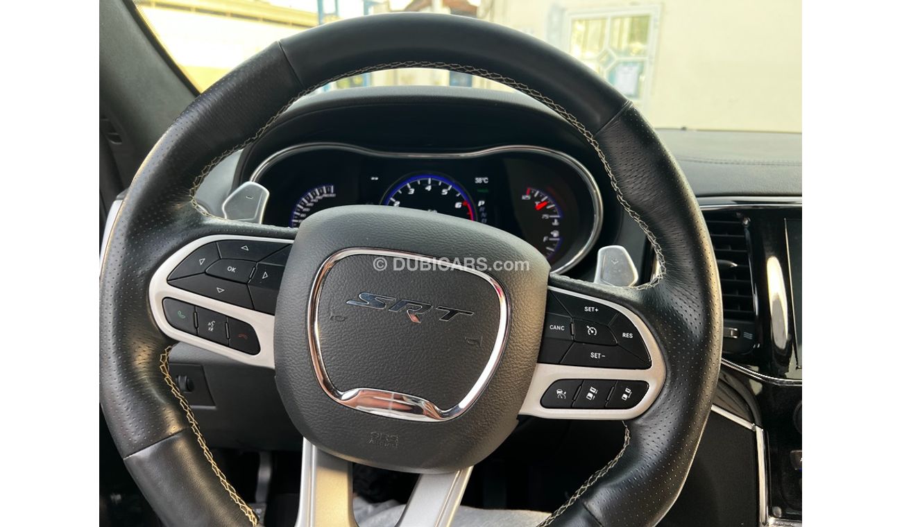 Jeep Grand Cherokee SRT