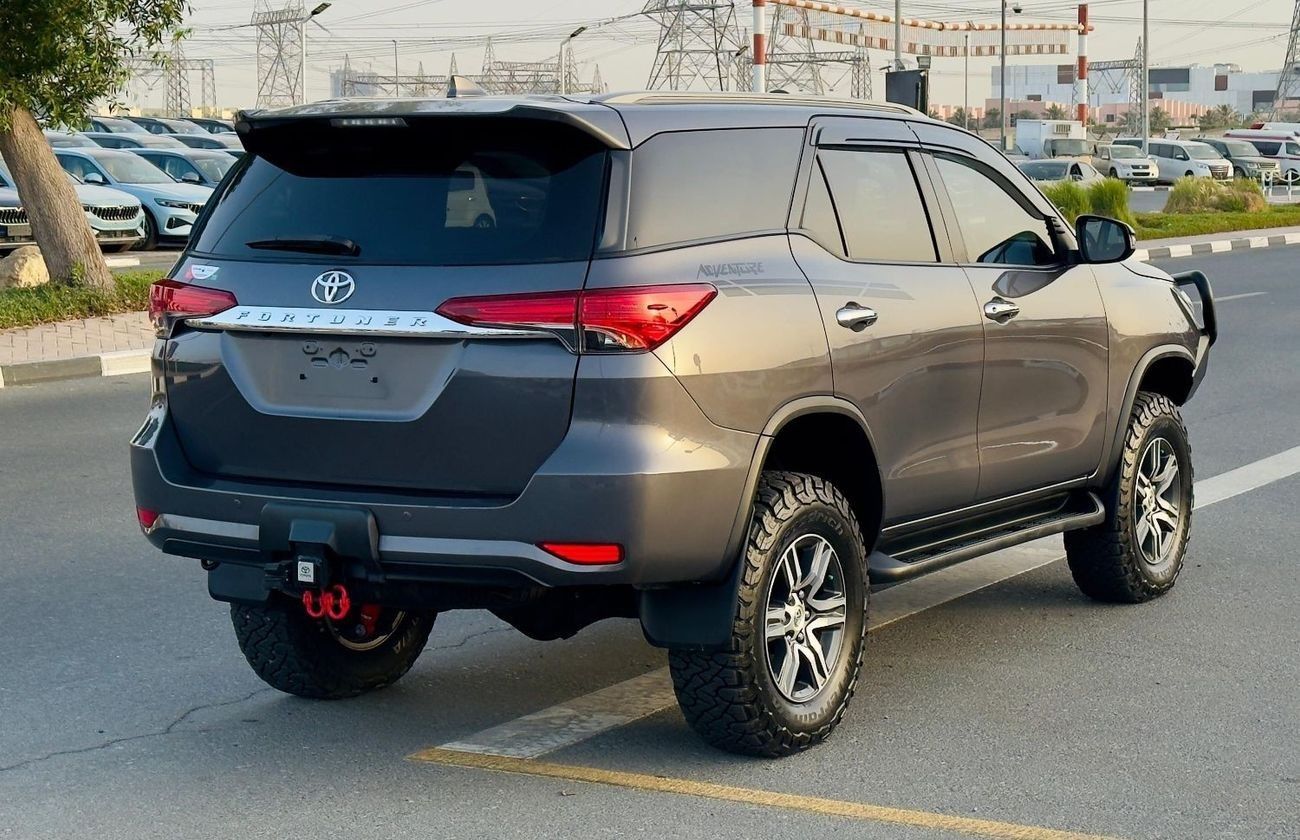 تويوتا فورتونر PREMIUM CONDITION | 2.8L DIESEL ENGINE | RHD |