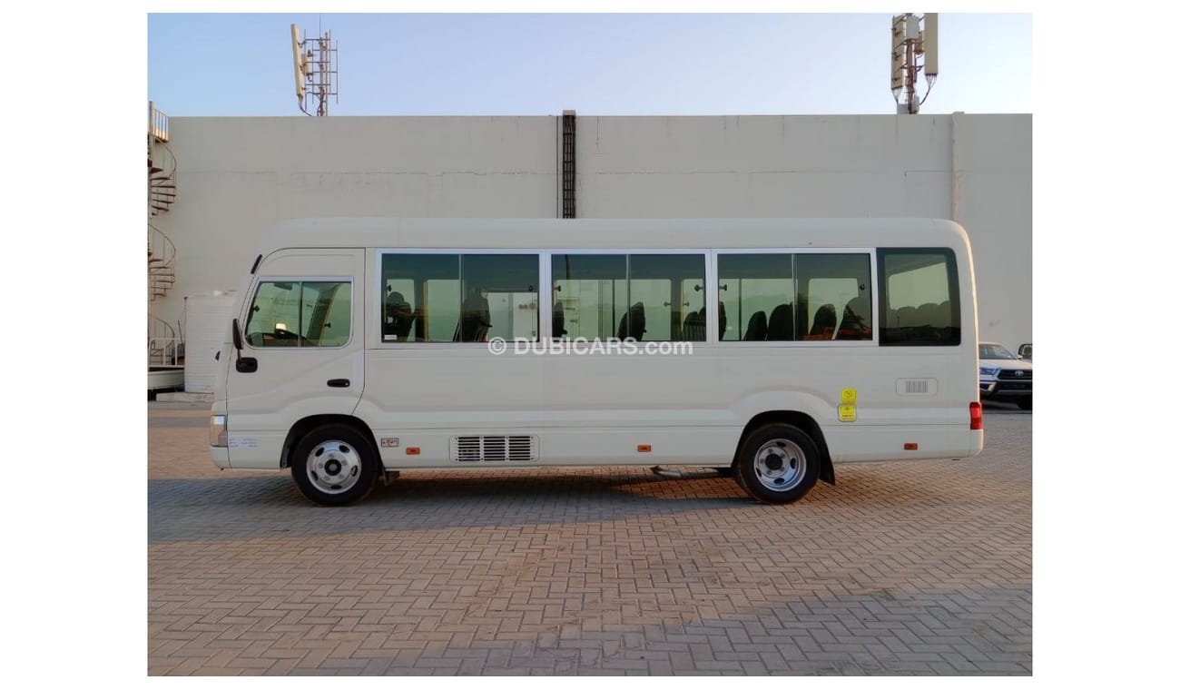 Toyota Coaster 2023 Toyota Coaster 4.2L Diesel 23 seats Basic option Only for local