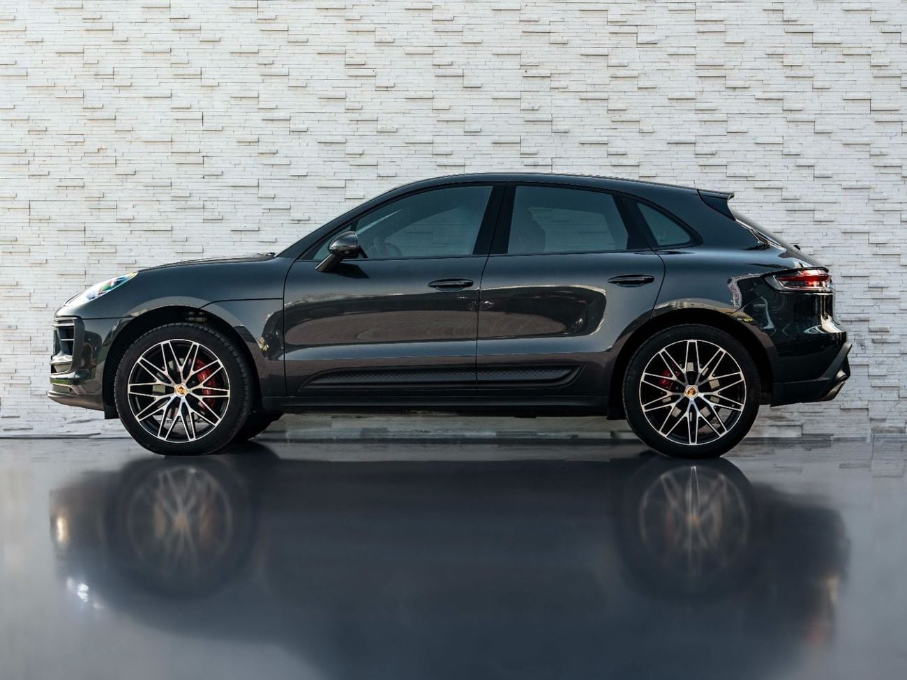 Porsche Macan S 2.9L (375 HP)