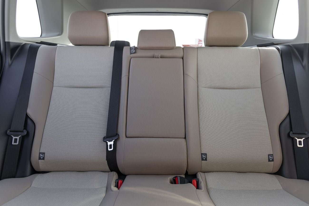 Toyota RAV4 XLE | 2026 | AWD | V4 | WHITE | BRAND NEW | GCC Specs (EXPORT)