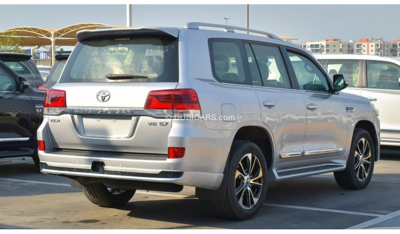 Toyota Land Cruiser TOYOTA LAND CRUISER VXR  5.7L V8 2021 EXPORT PRICE