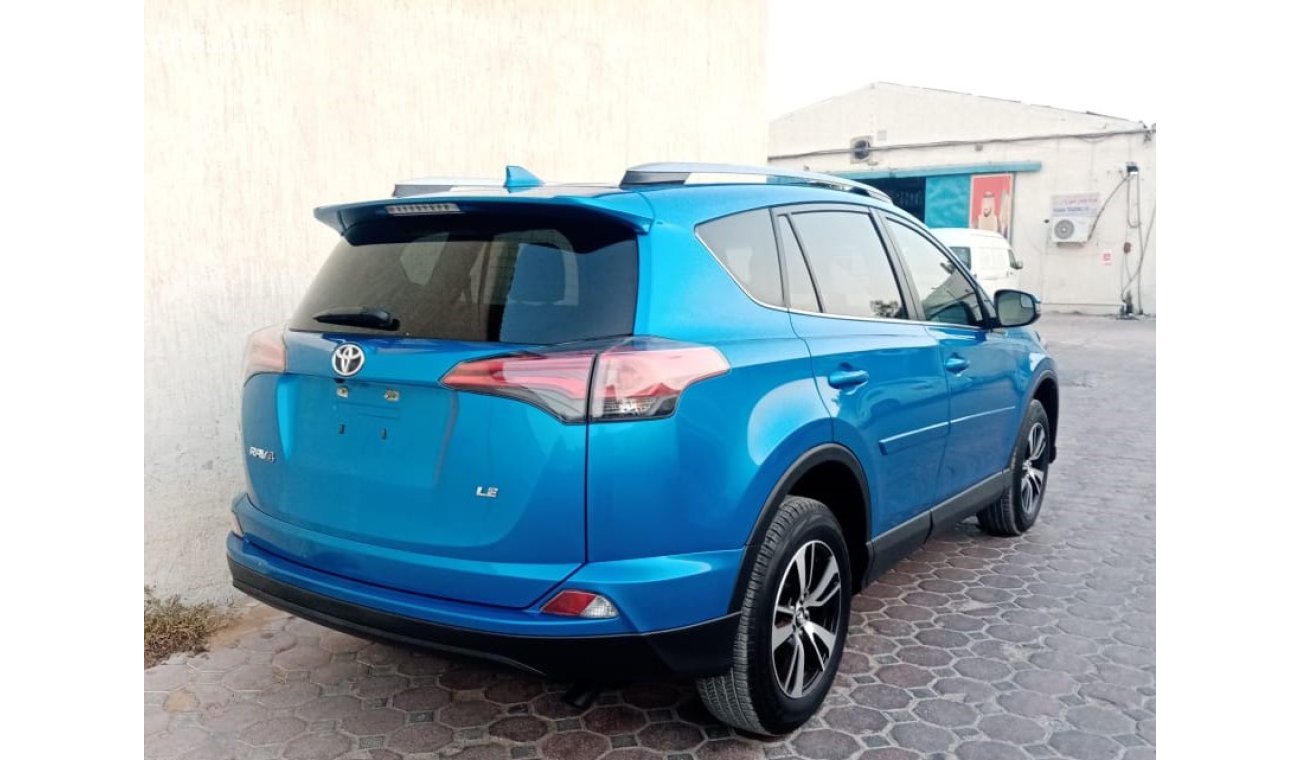 تويوتا راف ٤ TOYOTA RAV4 2017 LE BLUE