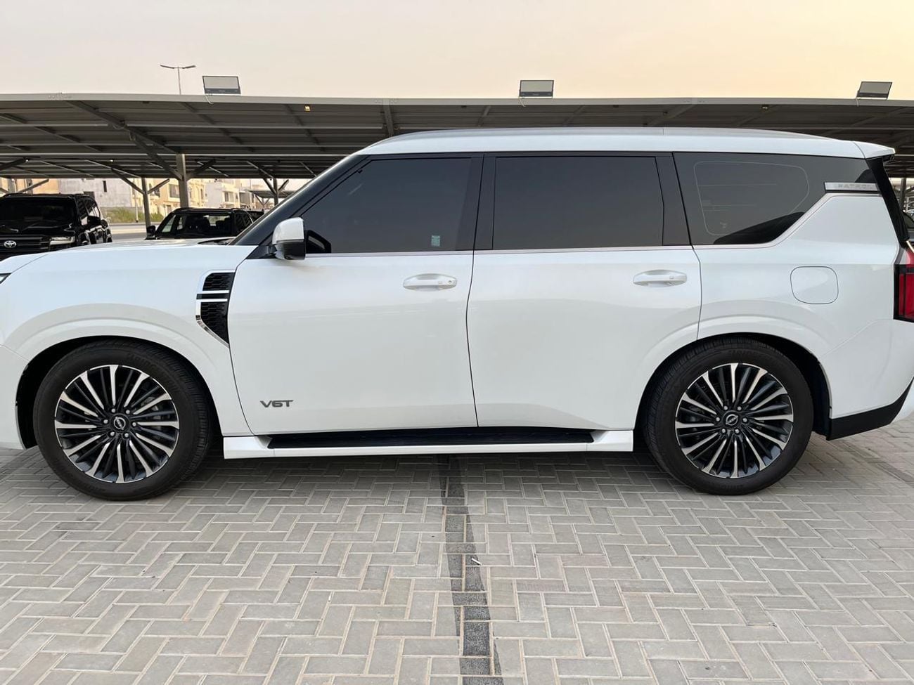 Nissan Patrol LE PLATINUM CITY 5 year Warranty with Service contract from Al Masood . Certified Pre owned Vehicle