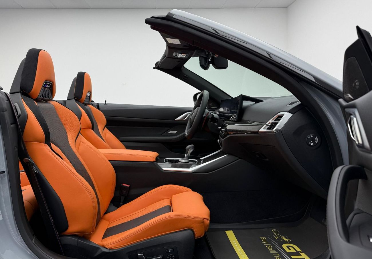 BMW M4 Competition 3.0L 2025 BMW M4 Competition Convertible, Warranty, Very Low Km, Excellent Condition, Ko