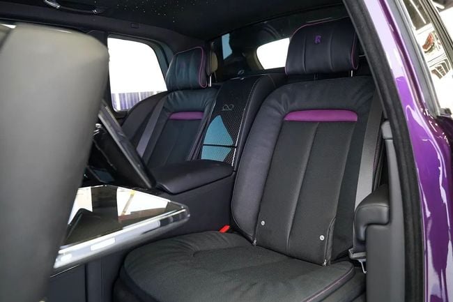 Rolls-Royce Cullinan BLACK BADGE, миниатюра 25