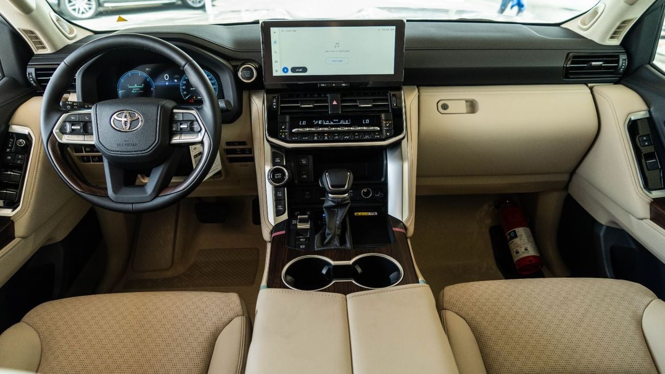 Toyota Land Cruiser VX | 4.0L | V6 |2025