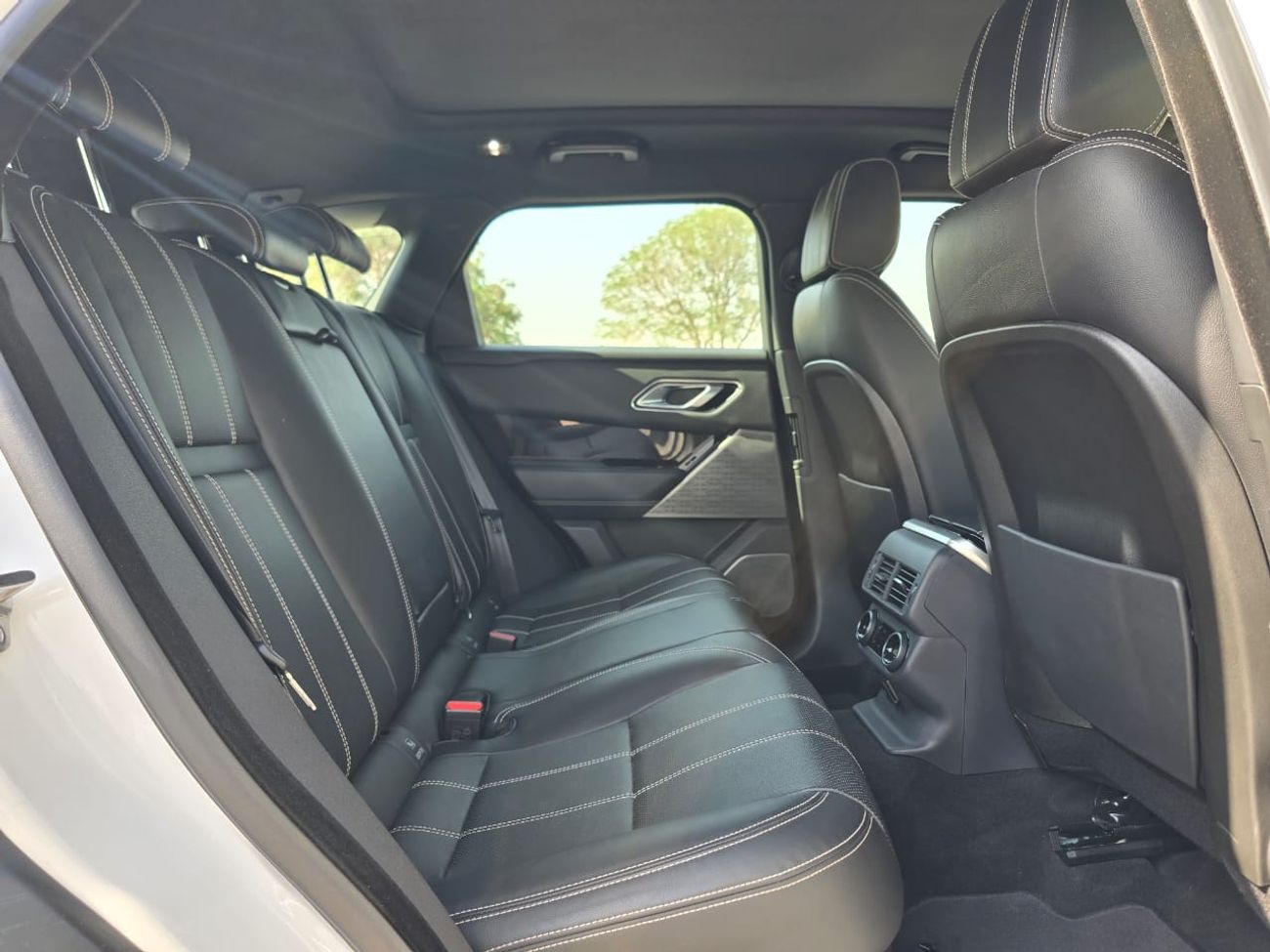 لاند روفر رينج روفر فيلار P250 R-ديناميك SE