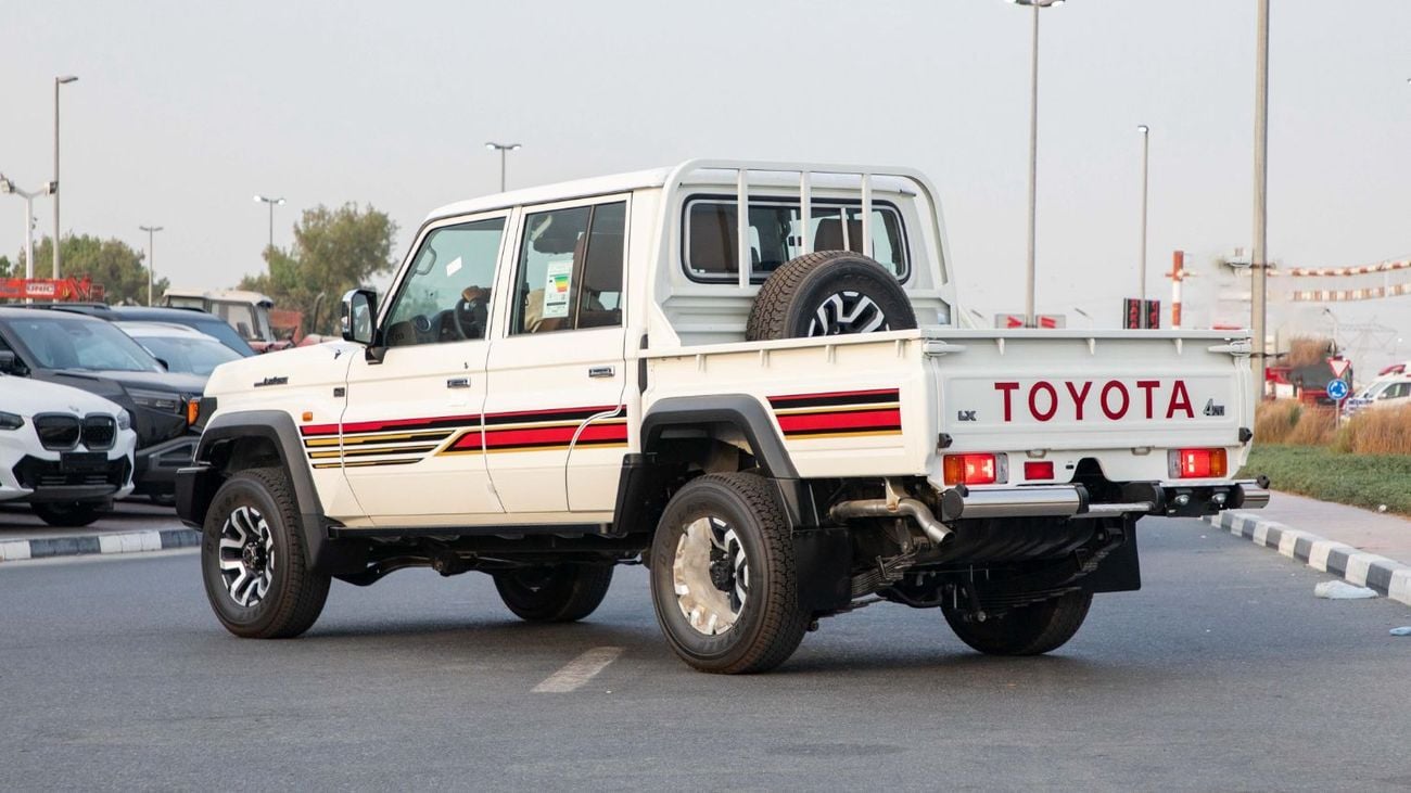 تويوتا لاند كروزر بيك آب LC79 PICKUP D/C 2.8L DIESEL A/T FULL OPTION Z1 , 2025 MODEL