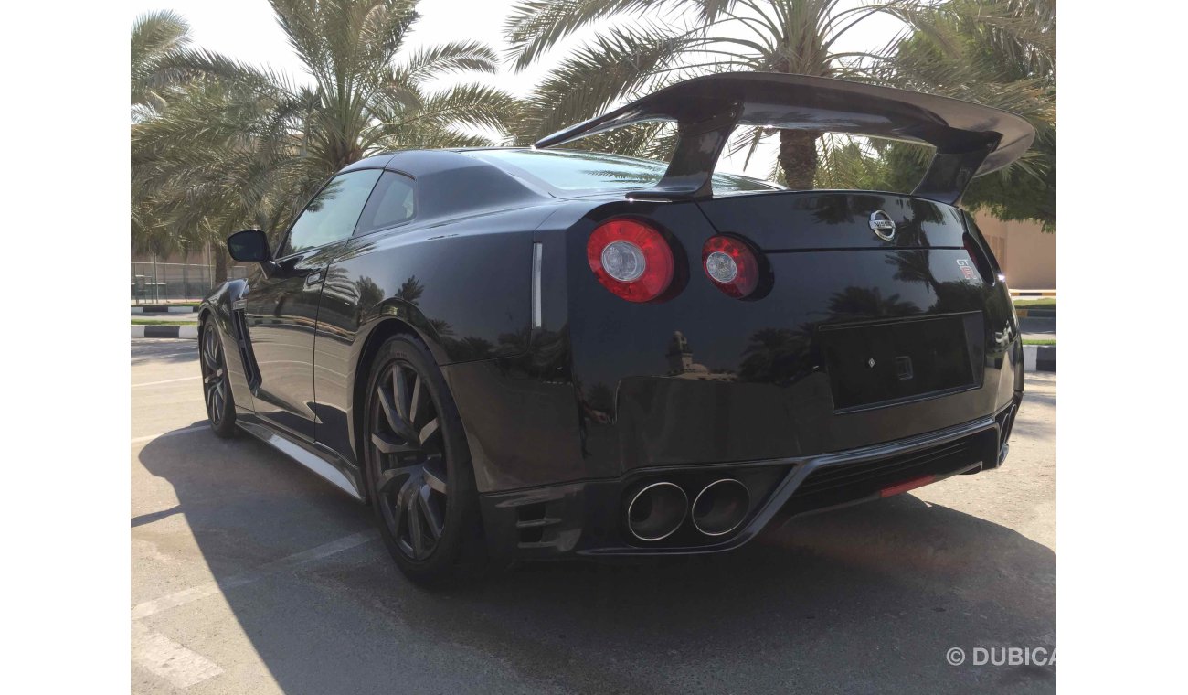 Nissan GT-R BLACK EDITION