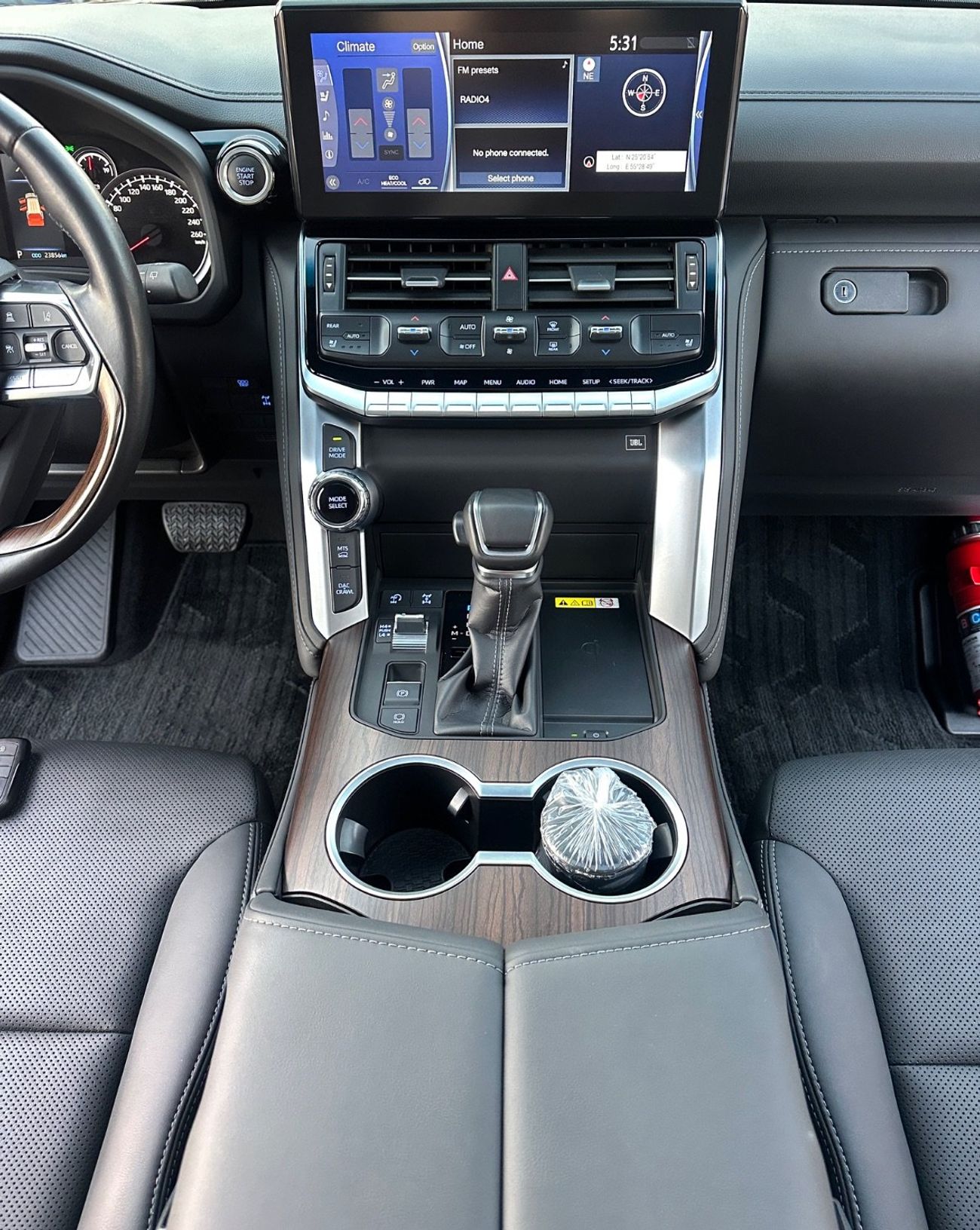 تويوتا لاند كروزر 