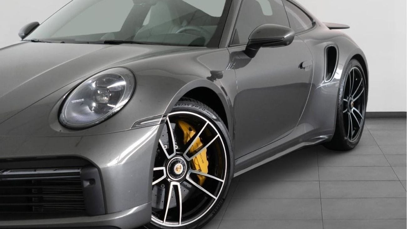 بورش 911 2024 Porsche 911 Turbo S / Sports Chrono Plus / Full-Service History/ Porsche 5 Year Warranty