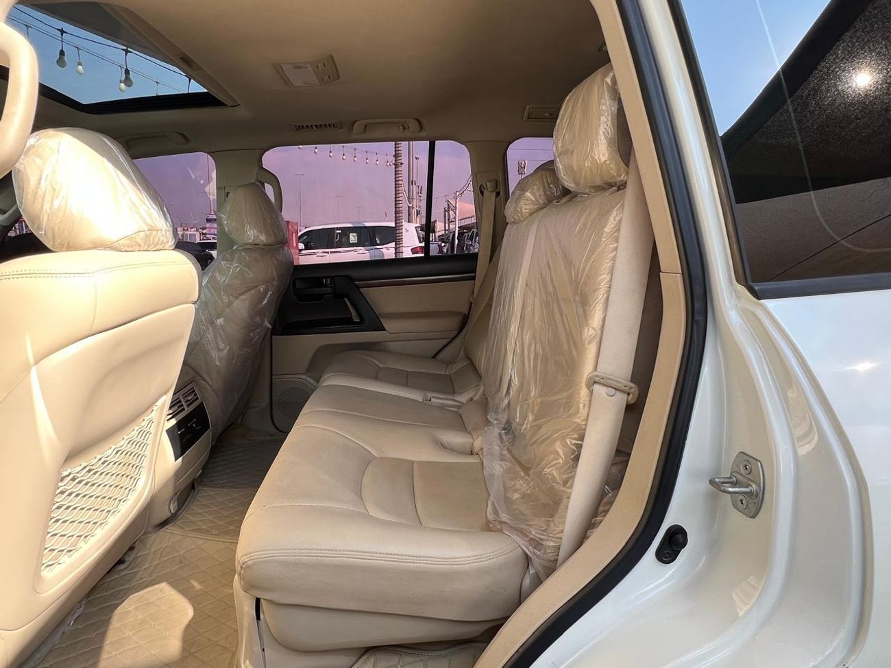 تويوتا لاند كروزر GXR 4.6L