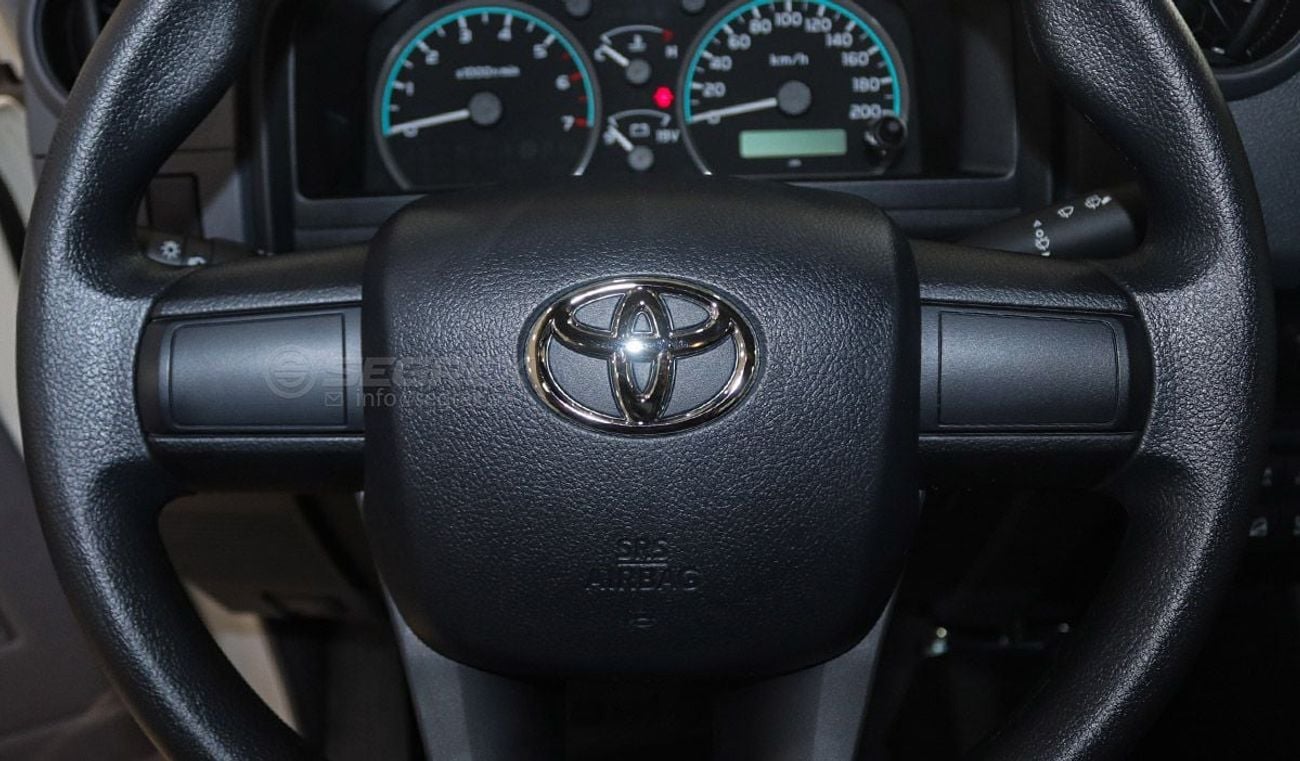 تويوتا لاند كروزر 70 2025 Model Toyota Land Cruiser Hardtop LC78, 4.0L Petrol 4WD 6A/T
