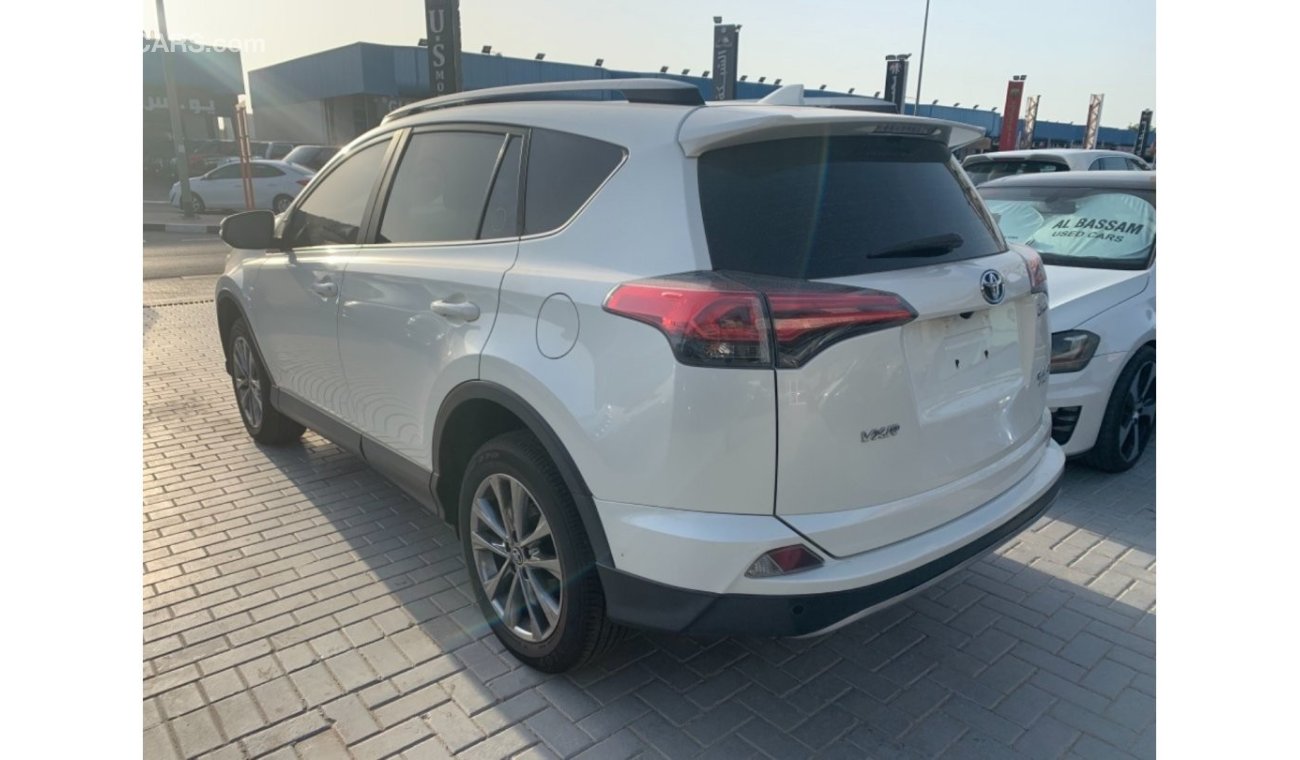 Toyota RAV4 VXR GCC 2018 warranty