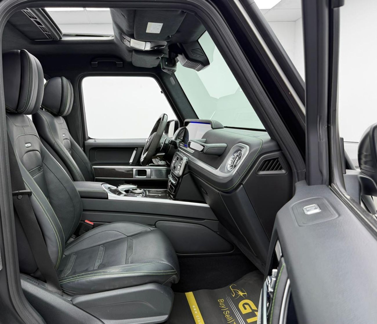 Mercedes-Benz G 63 AMG 2022 Mercedes Benz G63 AMG With Urban Kit, Warranty, Full Service History, Fully Loaded, GCC