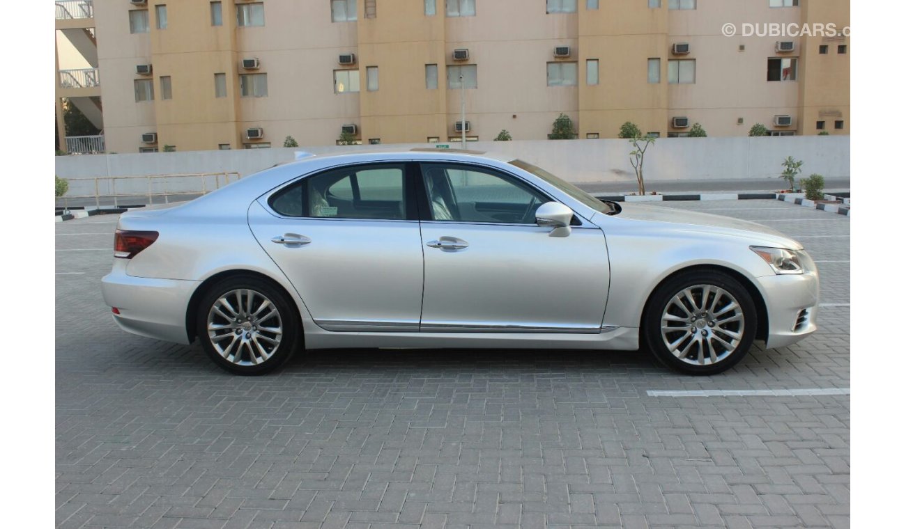 Lexus LS460