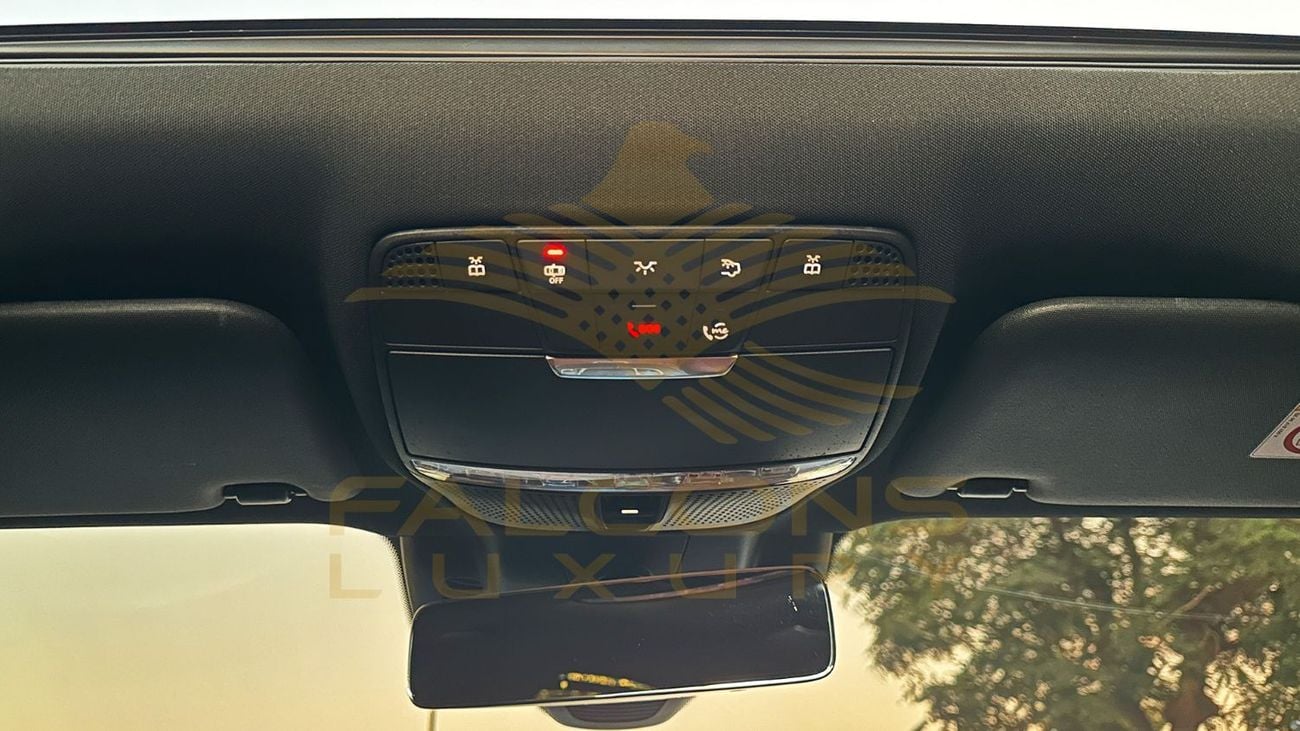 Mercedes-Benz E300 Premium 2.0L