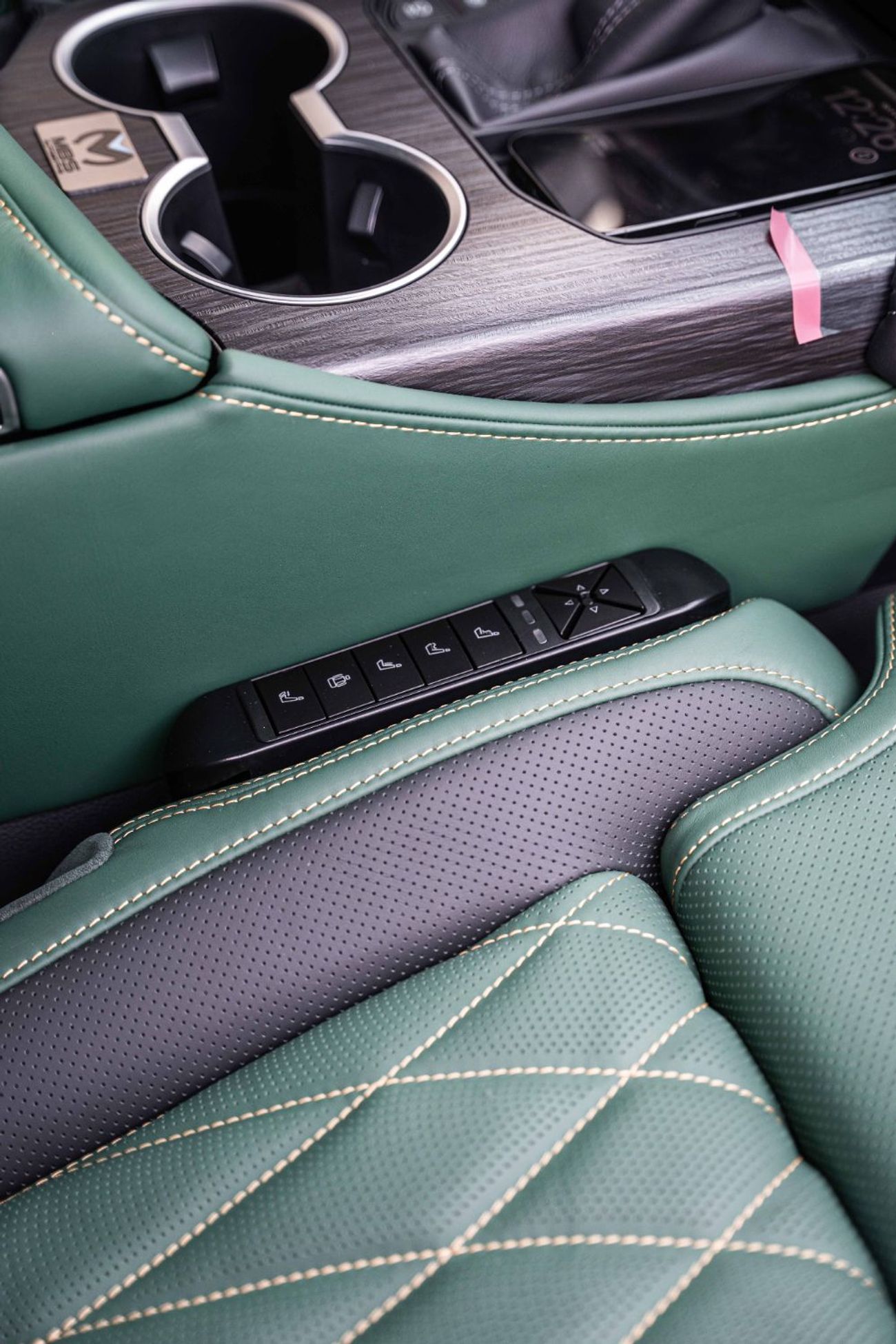 Toyota Land Cruiser 3.3L DIESEL VXR FULL OPTION WITH MBS AUTOBIPGRAPHY VIP SEAT AND ROOF STAR LIGHT