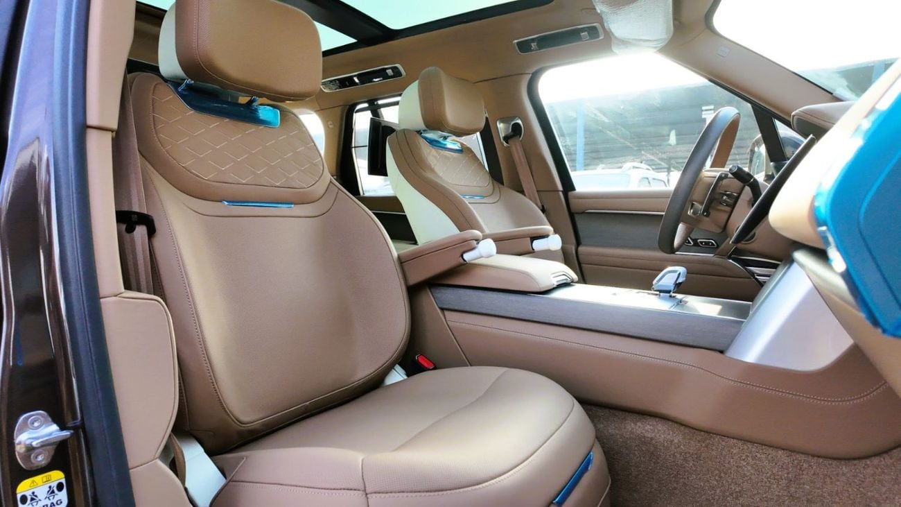 لاند روفر رينج روفر SV P615 SWB | Tourmaline Brown | Tan Interior | 4.4L Twin-Turbo V8 | GCC Specs