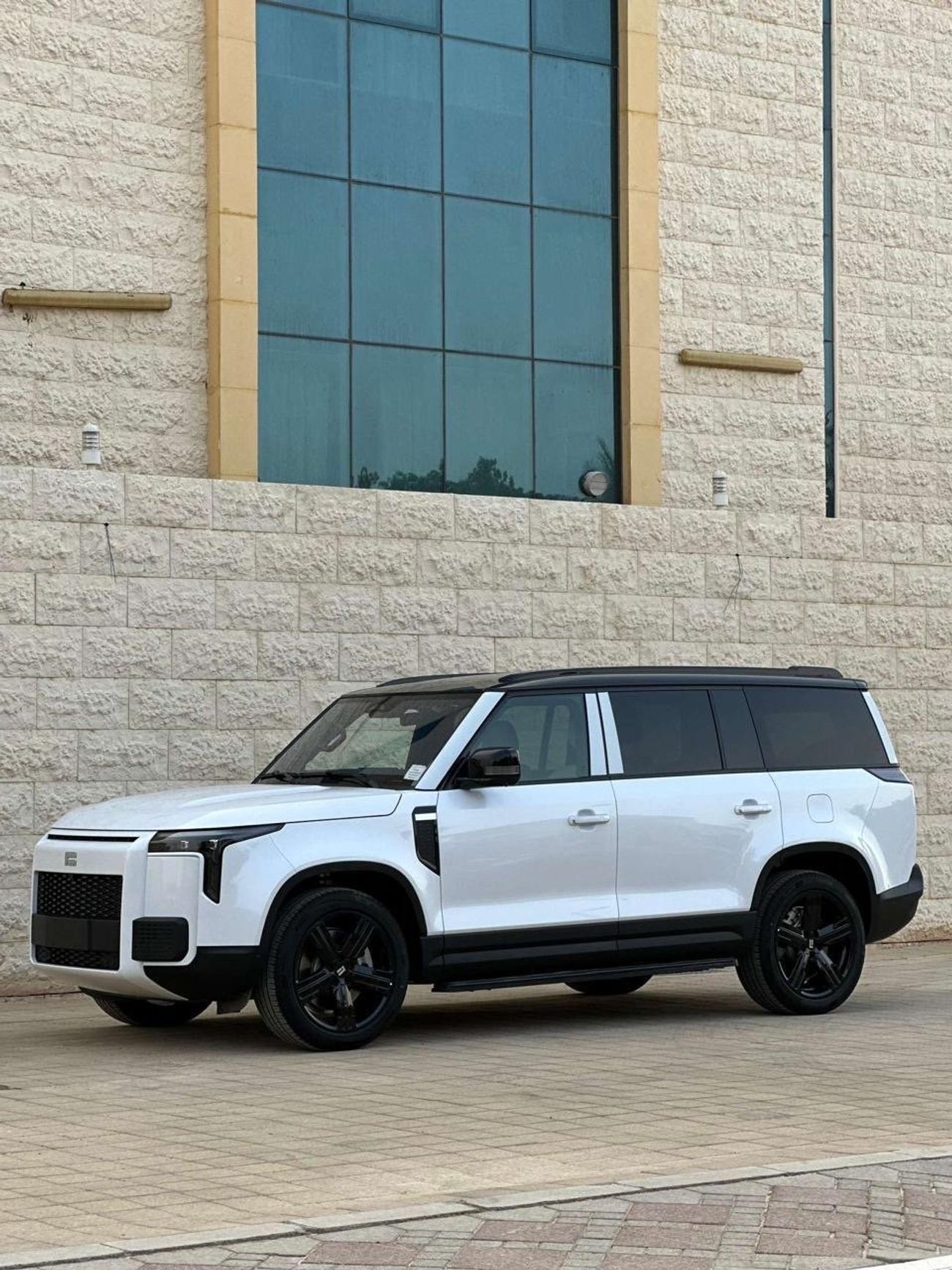 روكس 01 روكس 01 موديل 2026 ابيض ىن داخل ابيض