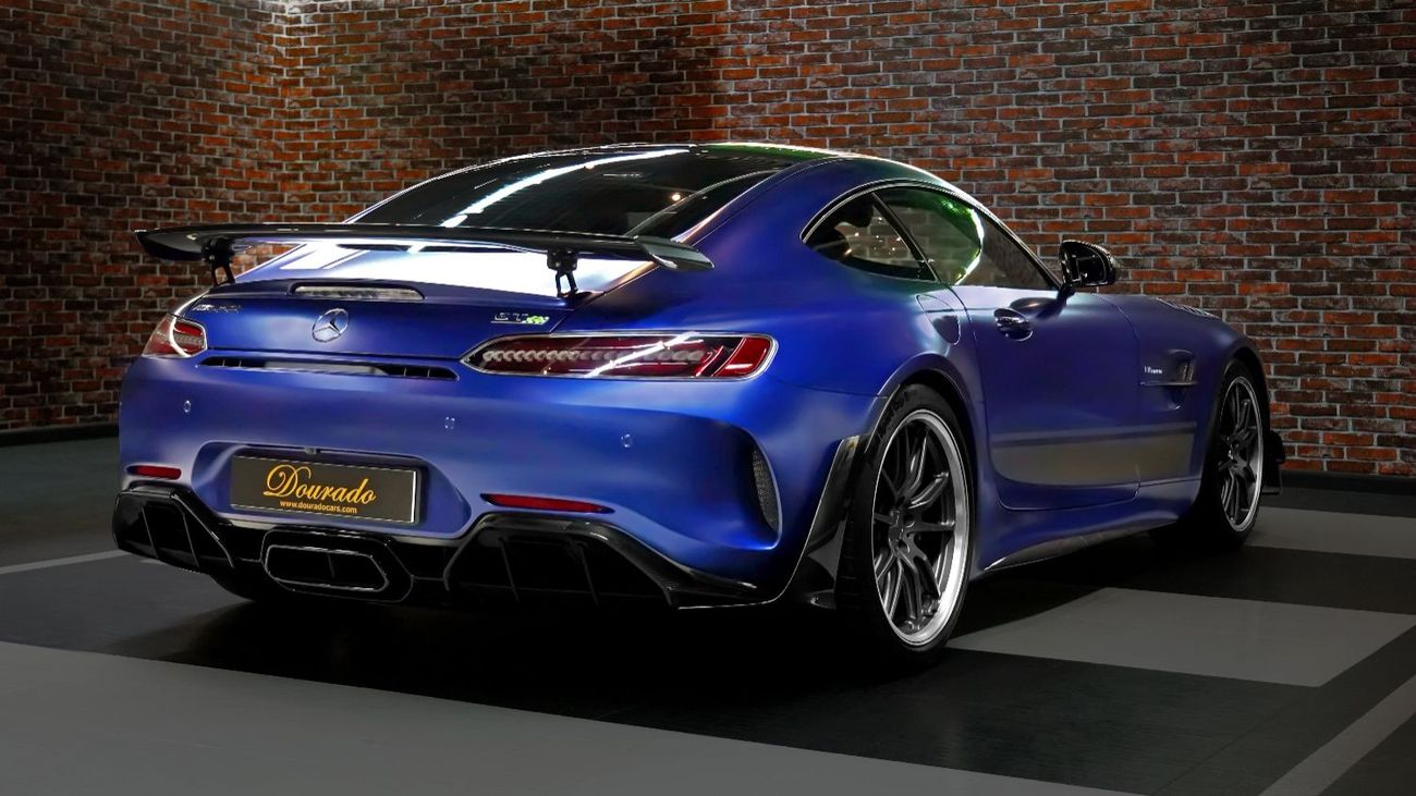 مرسيدس بنز AMG GTR | LIMITED OFFER | IMMACULATE CONDITION | CARBON DETAILS | SPORT AMG SEATS