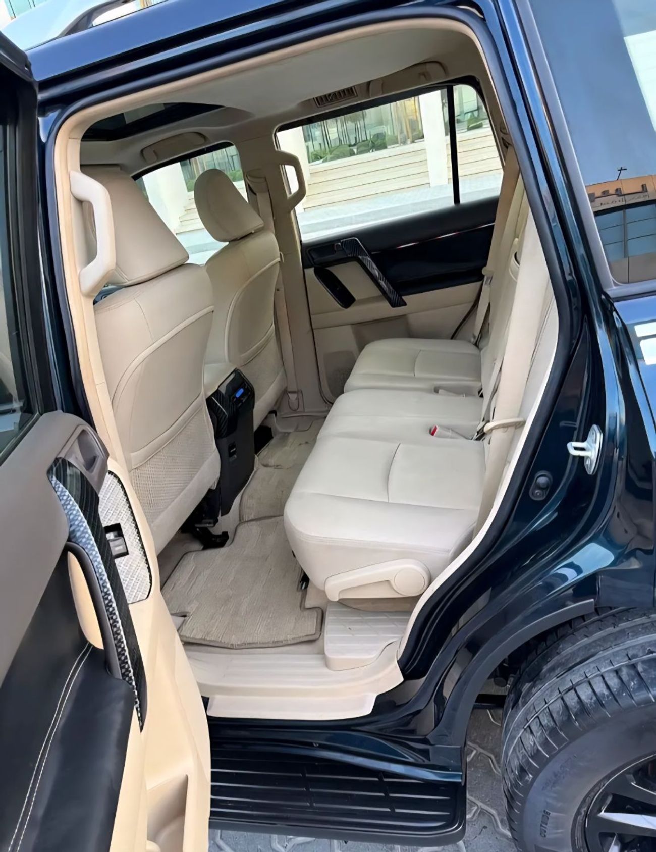 تويوتا برادو LHD VXR (Top of the Option) 4.0L V6 1GR Petrol engine Automatic Gear 4WD 7 Seats 5 Door