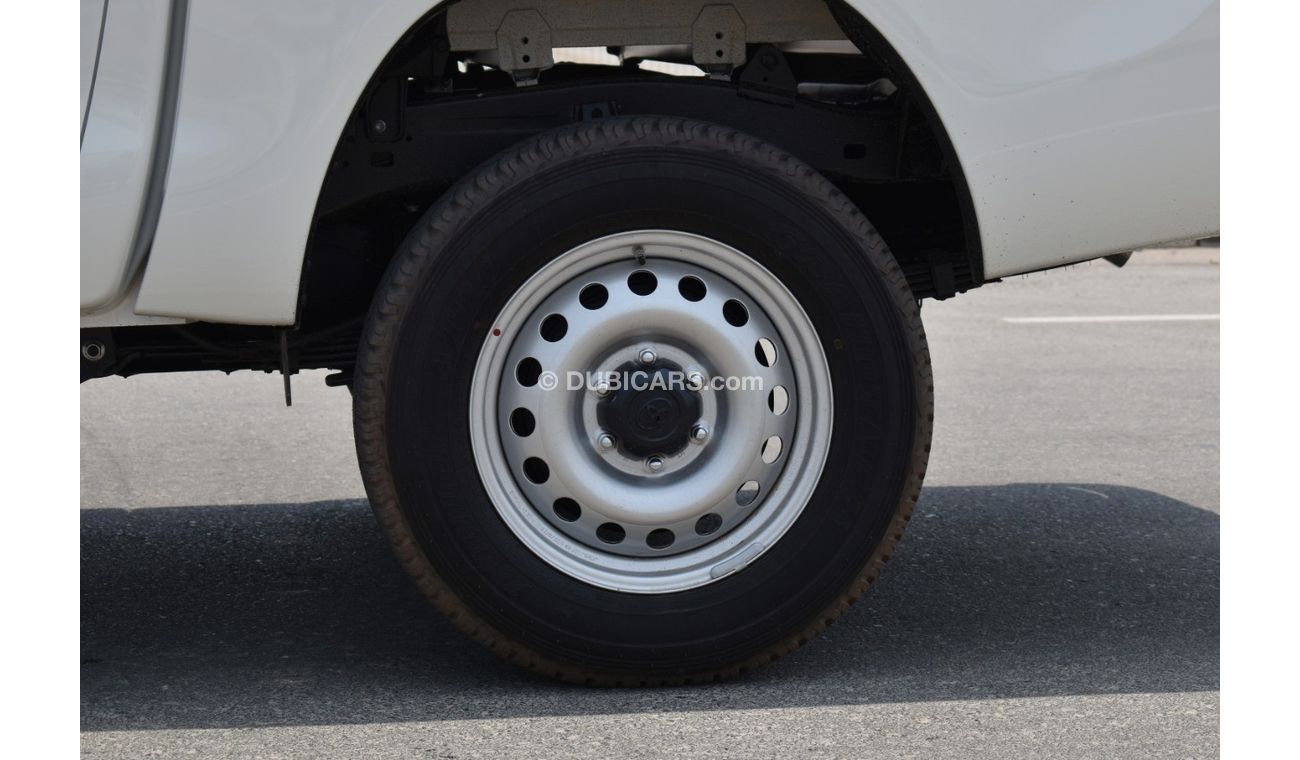 Toyota Hilux Pick Up 4x4 2.4L V4 Diesel with Automatic Gear