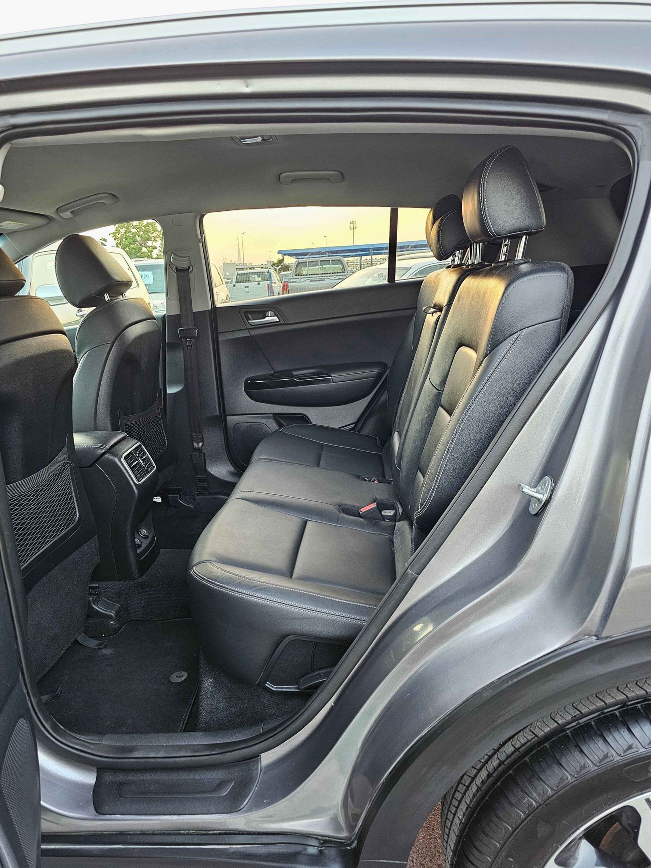 Kia Sportage EX/ BUTTON START/ ELECTRIC LEATHER SEATS/ DVD CAMERA/ 634 Monthly/ LOT# 92674