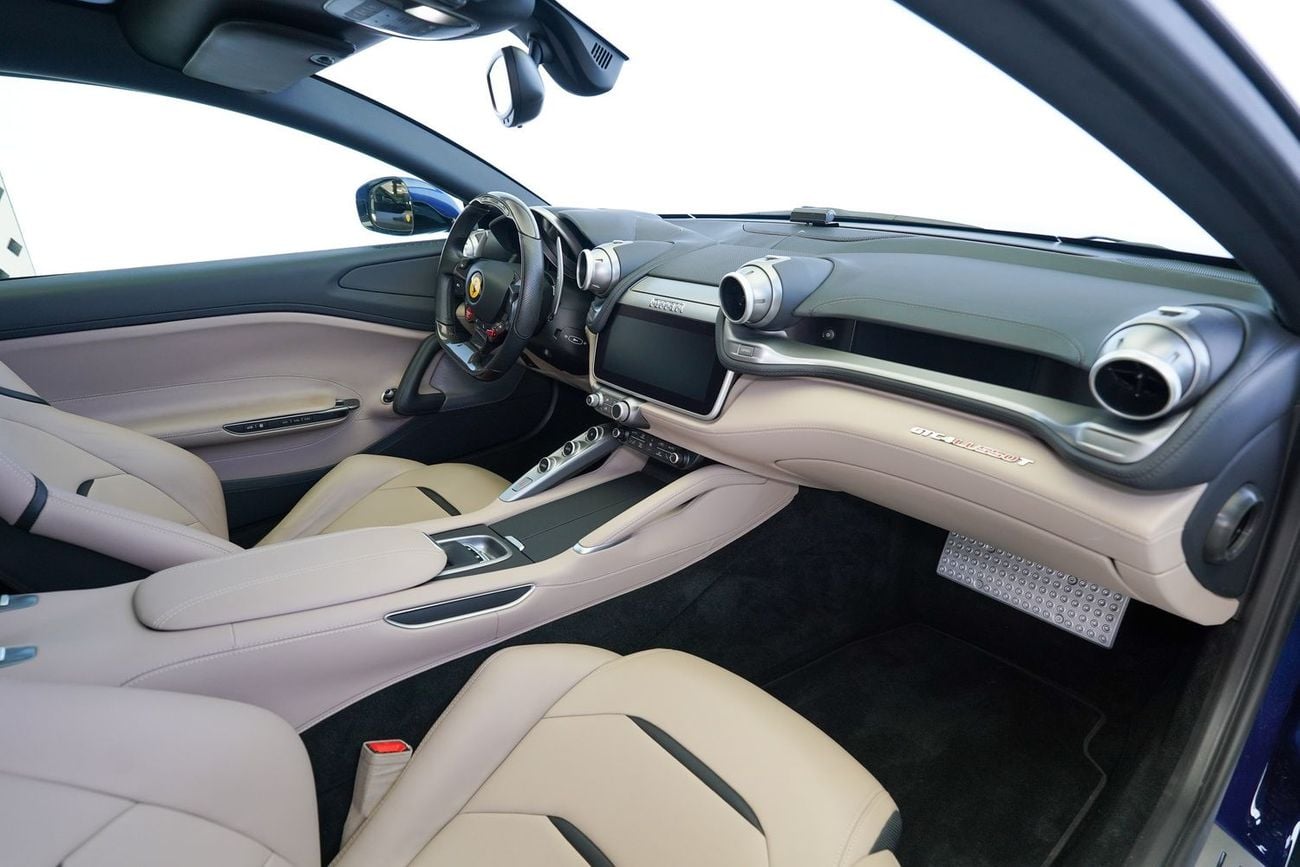 Ferrari GTC4 Lusso T