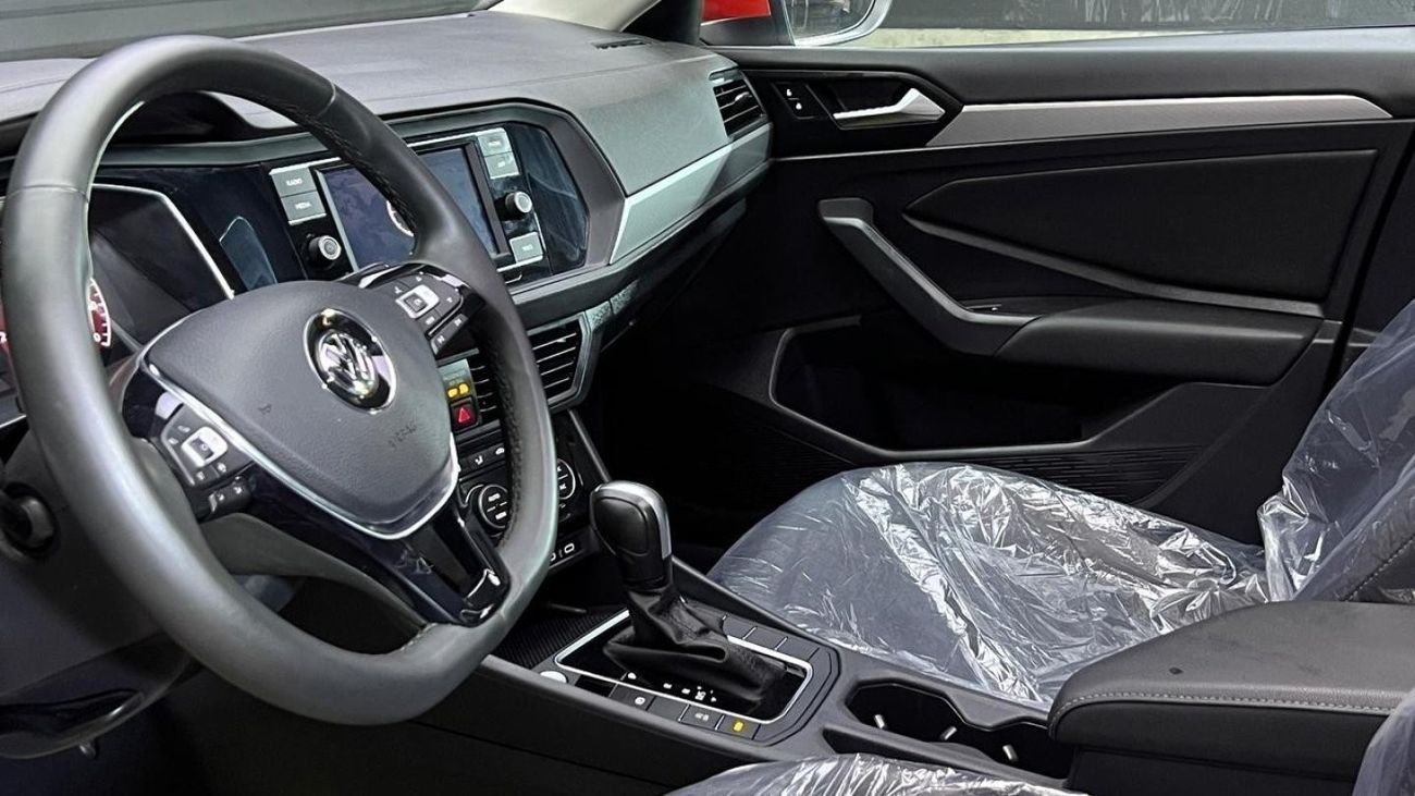 فولكس واجن جيتا 2020 Volkswagen Jetta R-Line 1.4L V4 Turbocharge Full Option -  UAE PASS