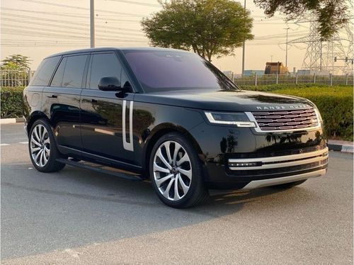 Land Rover Range Rover **2023** V6 P400 GCC SPEC UNDER WARRANTY AND SERVICE