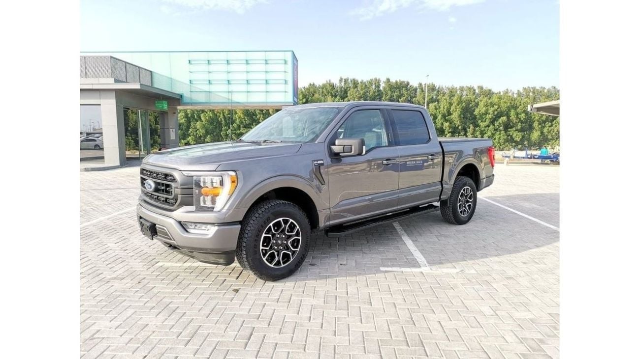 فورد F 150 Ford F-150 XLT Sport - 2022 - Grey